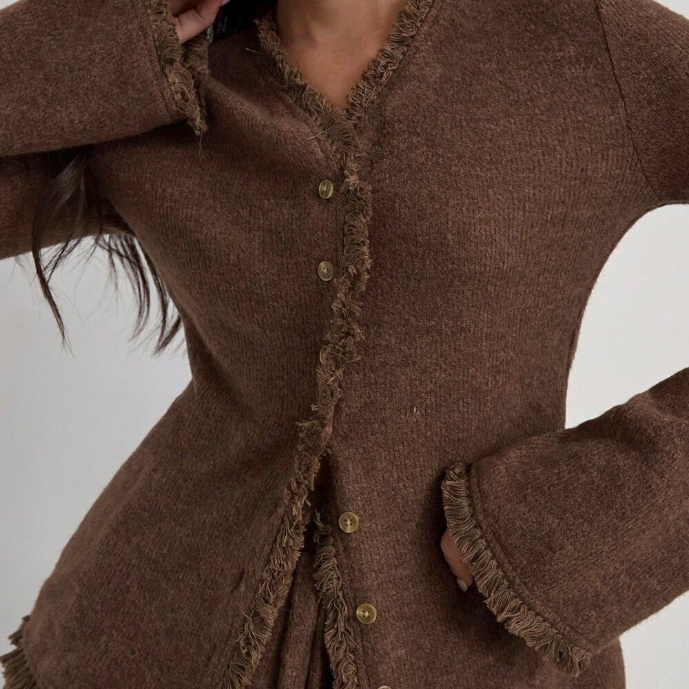 Brown Casual Women's Frayed Flare Sleeve Top & Pleated Hem Skirt knit Set - Picture 5 of 6